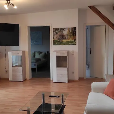 Apartment Mit Blick Ueber Daecher - Fuer Treppensteiger Cottbus
