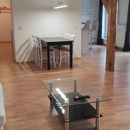 Mit Blick Ueber Daecher - Fuer Treppensteiger * Котбус