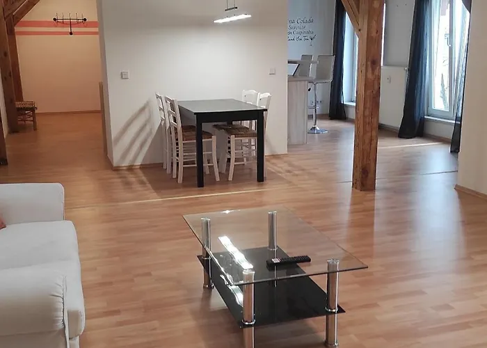 Mit Blick Ueber Daecher - Fuer Treppensteiger * Cottbus